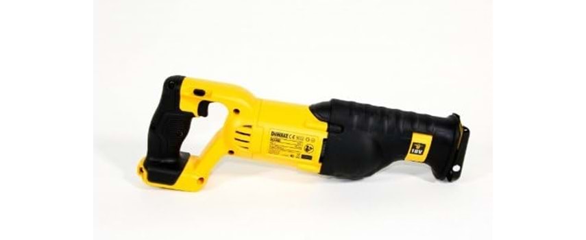 Dewalt DCS380 18 V Akülü Tilki Kuyruğu Testere